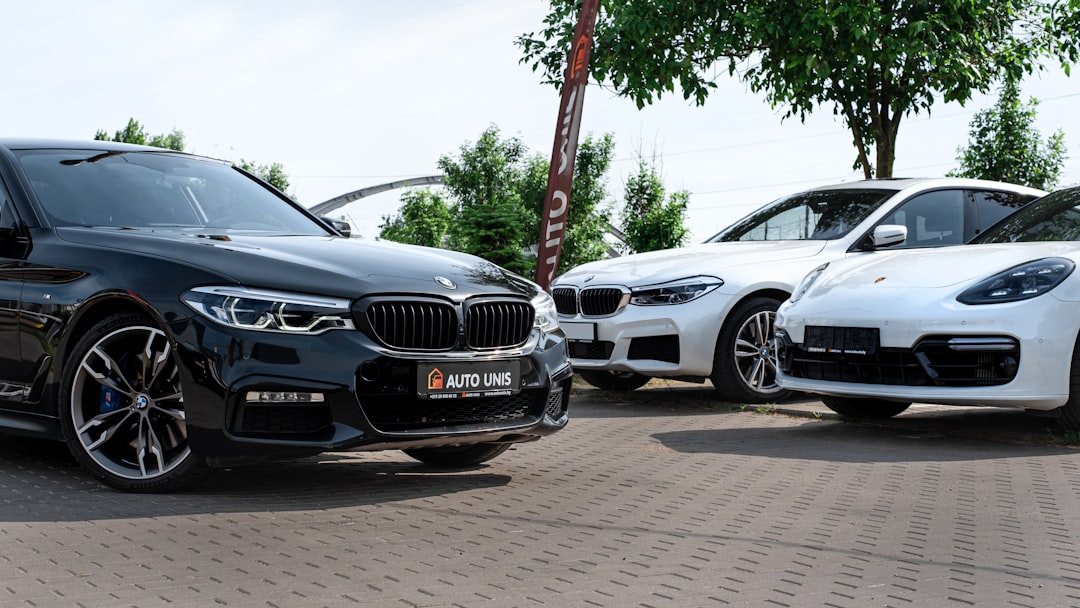 Photo Car dealership