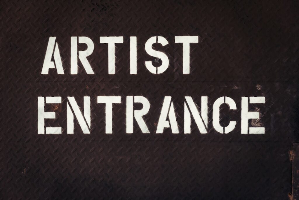 Photo attract clients