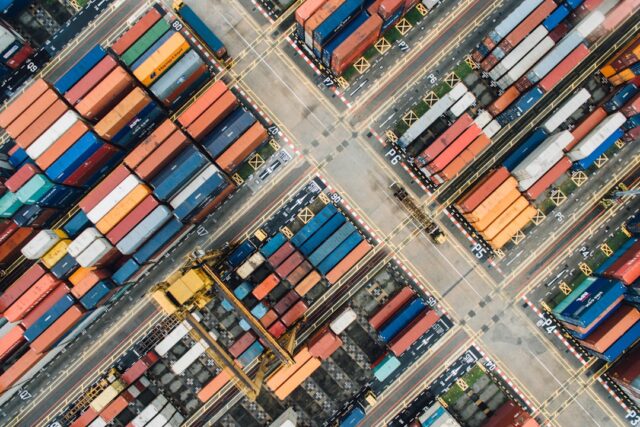 Photo transport and logistics costs