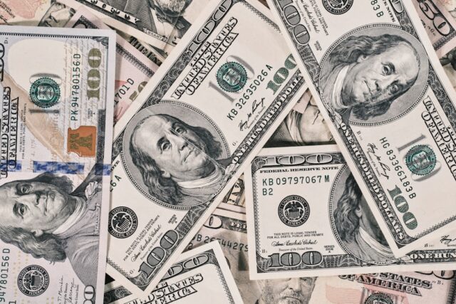 Photo income