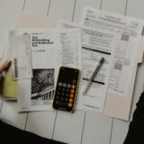 Photo personal finance management crisis