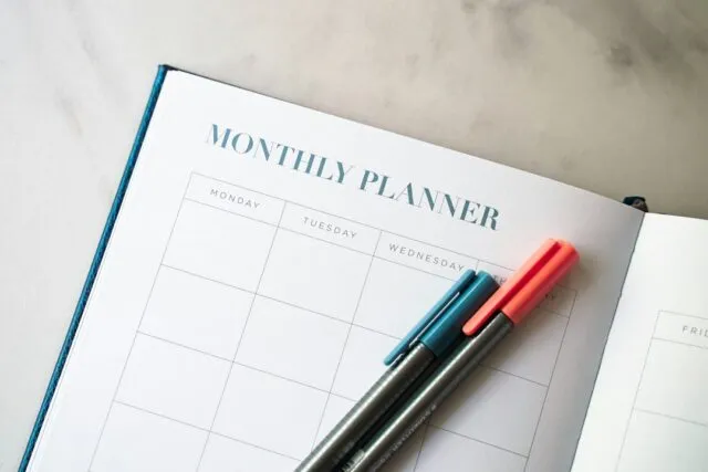 Photo common monthly budget mistakes